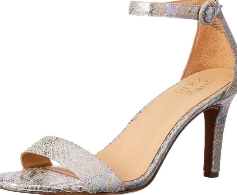 Naturalizer iridescent heels 8.5m